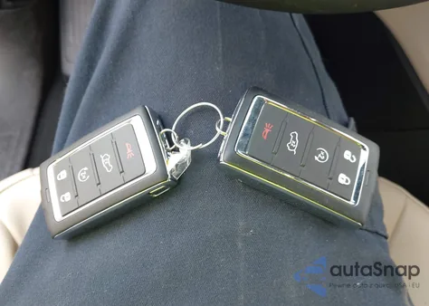 2024 Jeep Grand Cherokee L Limited 4X4 из США, поврежденный, VIN 1C4RJKBG2R8616906